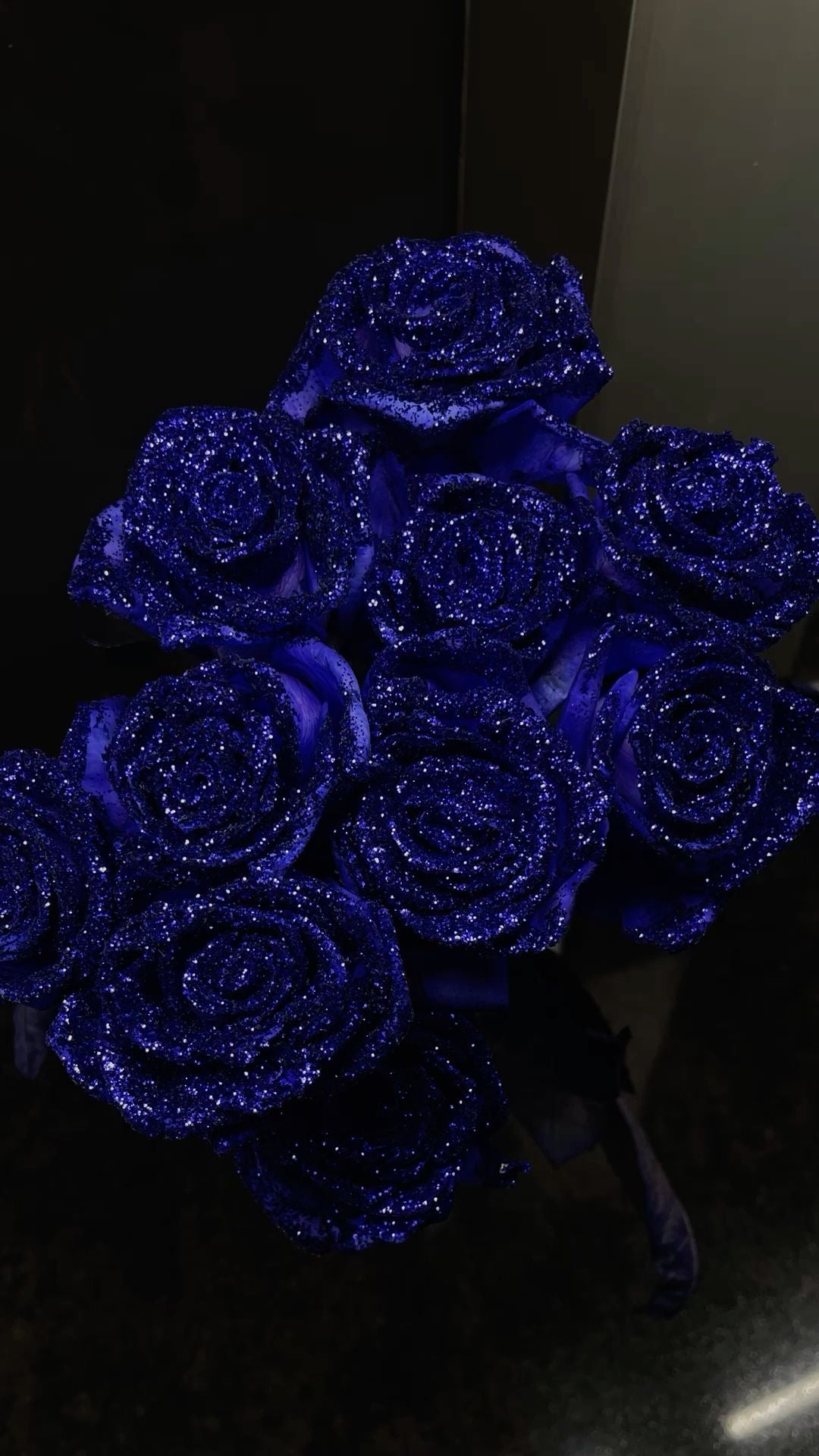 BLU GLITTER ROSES