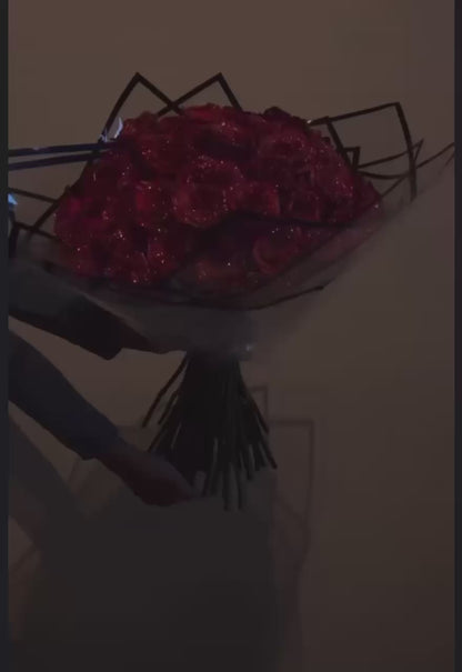 RED GLITTER ROSES